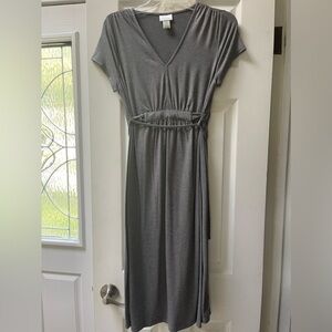 Motherhood Maternity dress in size small